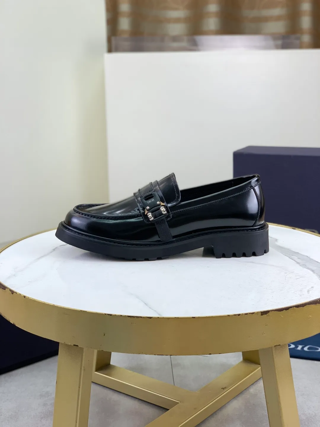 Men's shoes 💰P680 new model, high quality 💎💎💎 water-dyed cow lining, original quality Dior —🆘.Dior original purchase, high-end business leather shoes, fabric: imported from Italy open edge beaded cowhide material ➕ water-dyed cow lining / cowhide feet ➕ special original rubber outsole, fine workmanship, real thing ^_^ Photographed 🎬size: 39-44 (38 45 (customized)